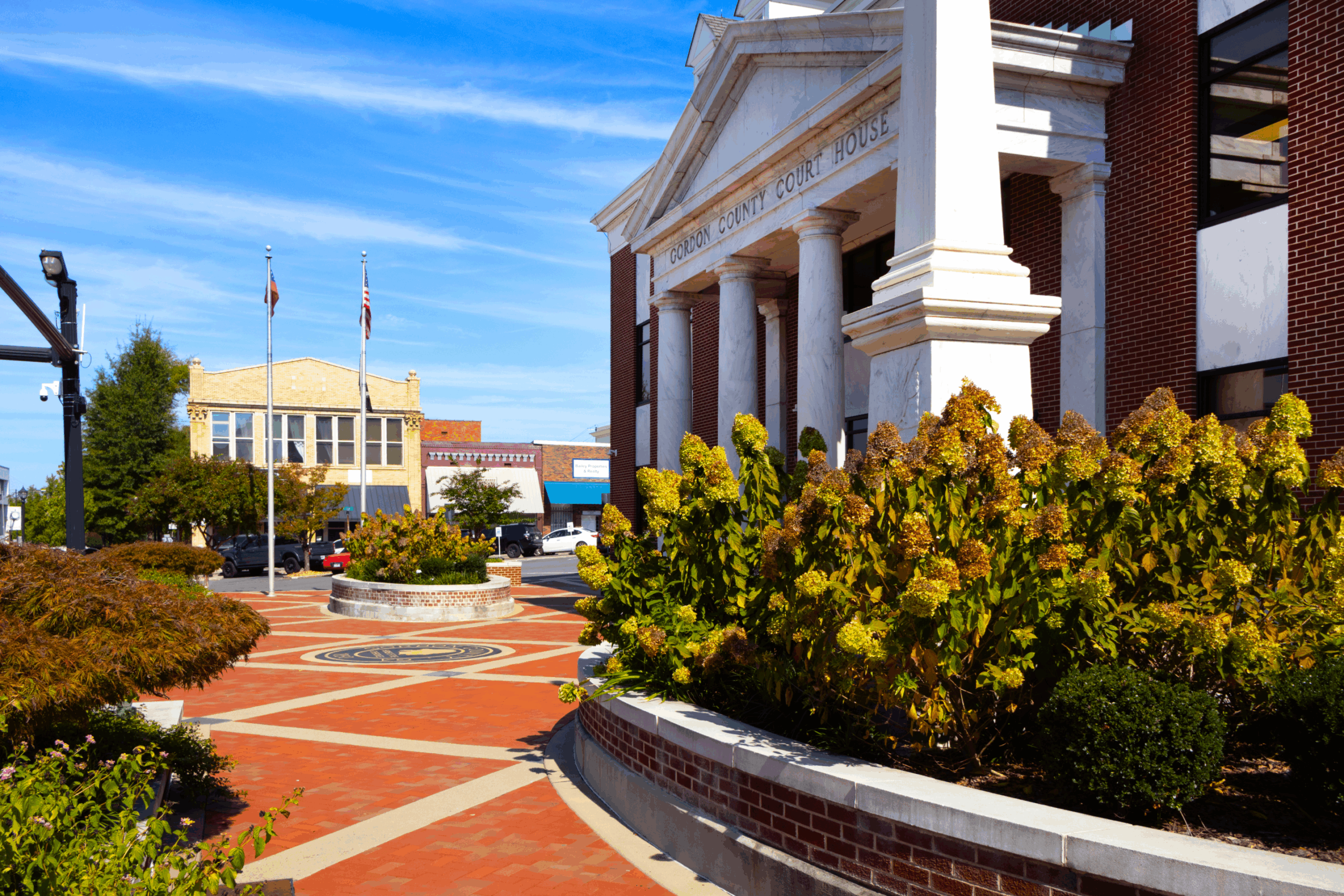 Gordon Co Courthouse Plaza 004 scaled